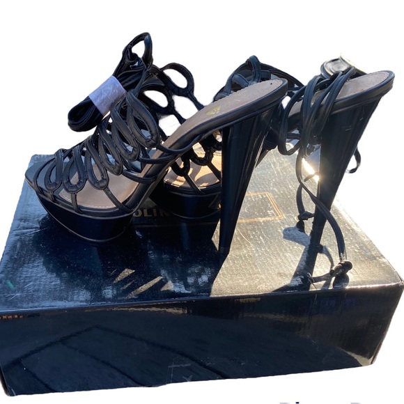 Colin Stuart for Victoria’s Secret Swirl Ankle-Wrap Sandal 8 - Picture 5 of 8